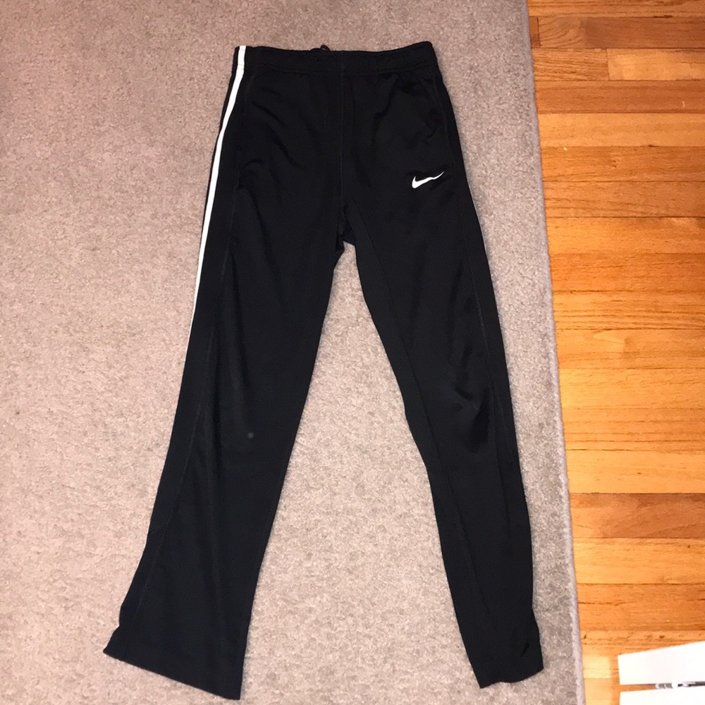 nike dri fit sweatpants